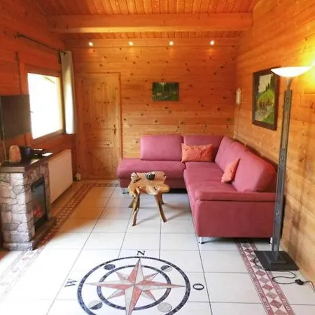 Holiday Log Cabin شقة *