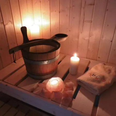 Holiday Log Cabin شقة